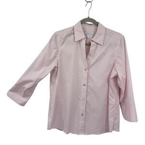 Foxcroft Non Iron Stretch V Neck Button Up Medium Shirt Light Pink 3/4 Sleeve